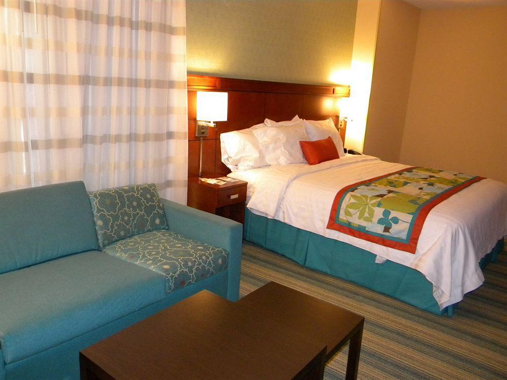 Courtyard By Marriott Ocean City Oceanfront Exterior photo